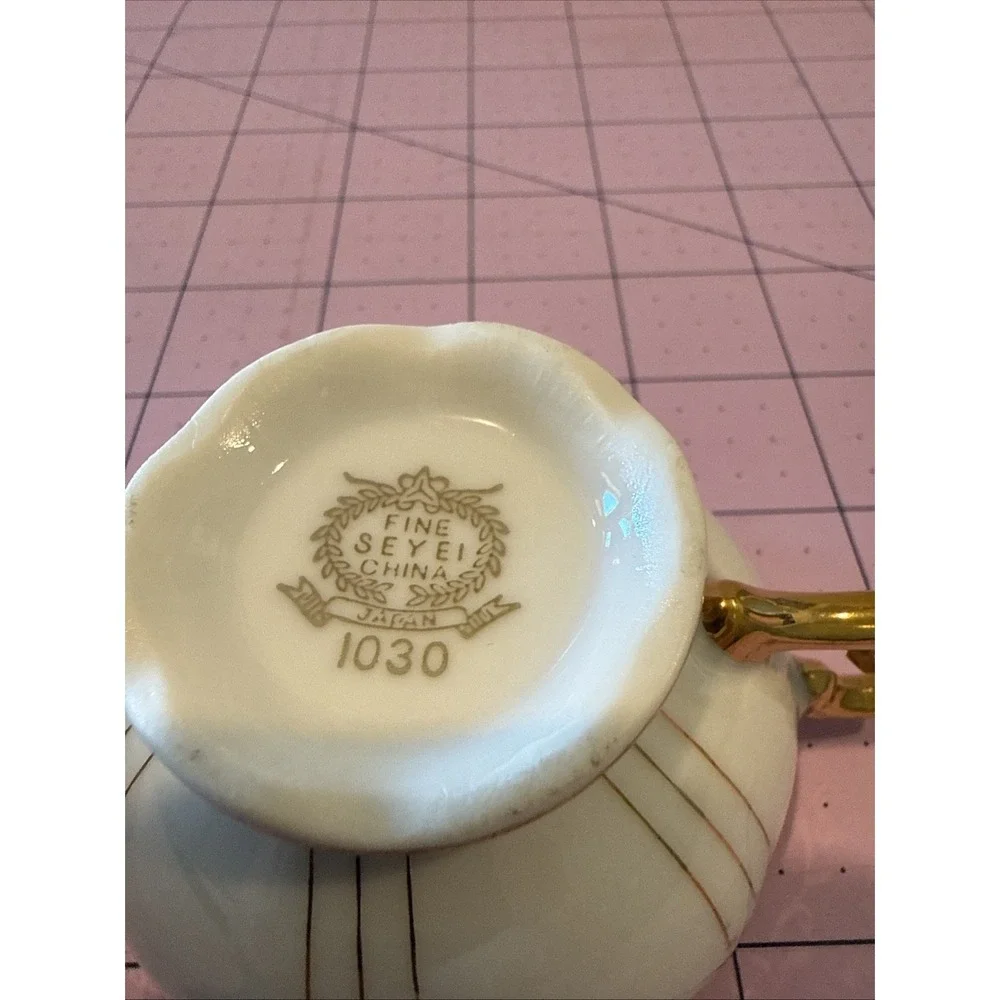 Seyei Fine China 1030 Set of 2 Cups Made in Japan